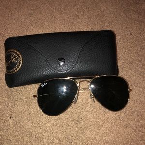 Ray-Ban Aviator Classic